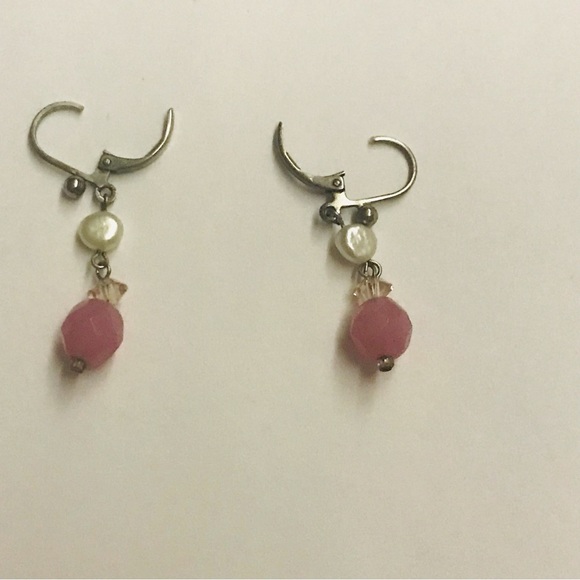New Silver Color Dangle Earrings Pink Bead Faux Pearl Lever-back Closure - Picture 10 of 10